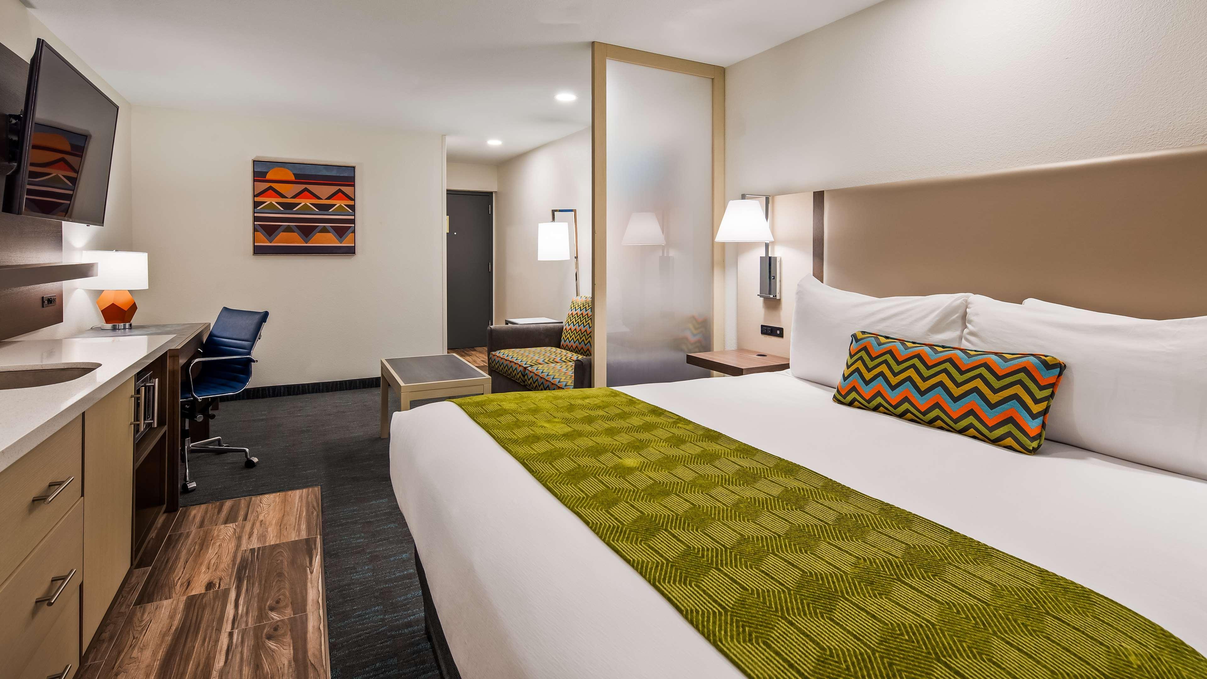 La Quinta Inn & Suites By Wyndham Tulsa Downtown - Route 66 Exteriér fotografie