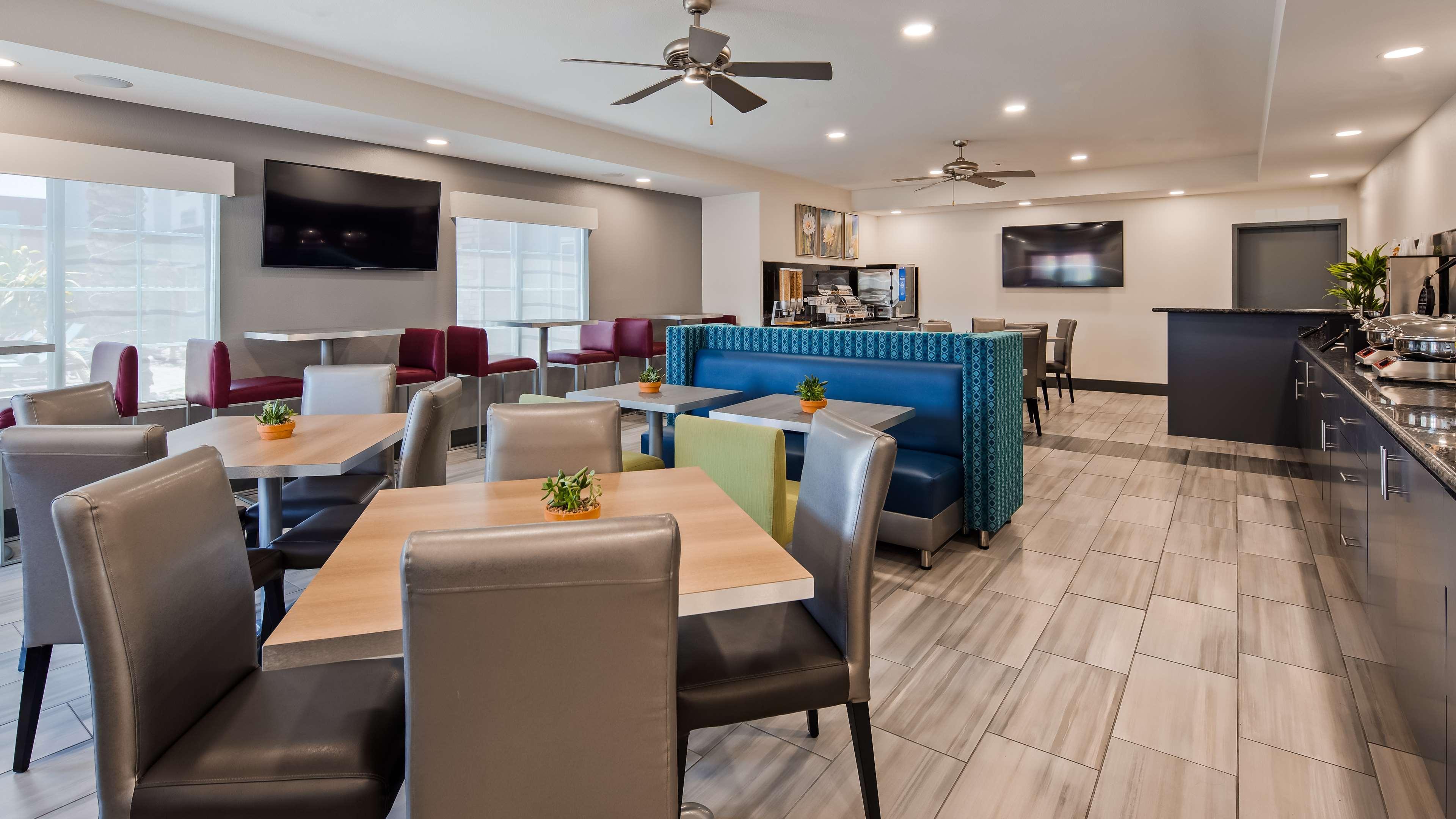 La Quinta Inn & Suites By Wyndham Tulsa Downtown - Route 66 Exteriér fotografie