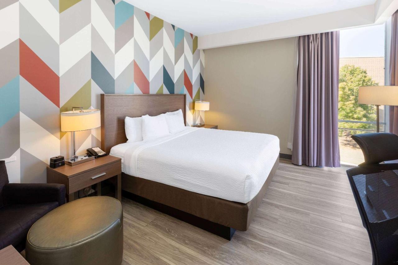 La Quinta Inn & Suites By Wyndham Tulsa Downtown - Route 66 Exteriér fotografie