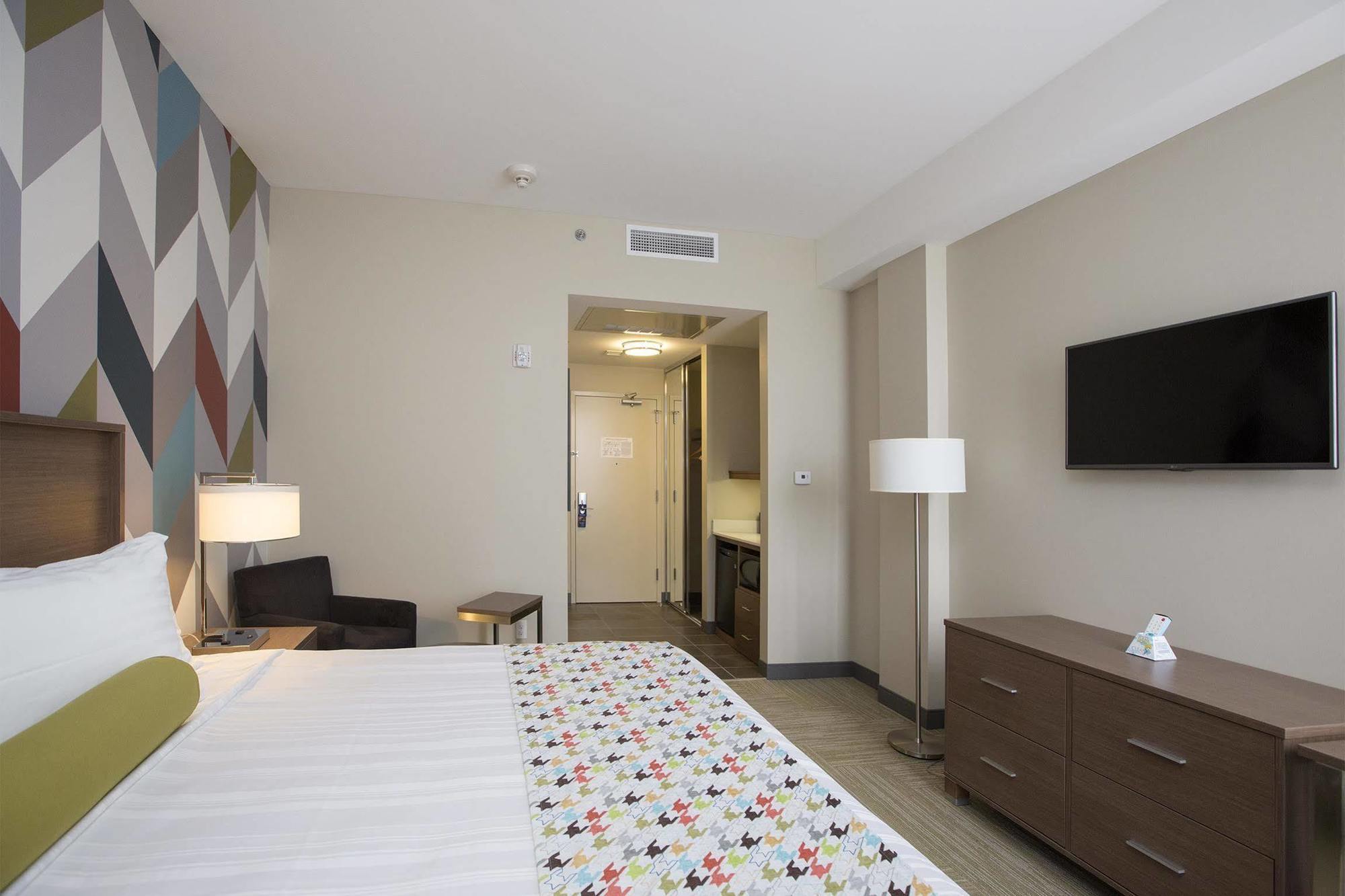 La Quinta Inn & Suites By Wyndham Tulsa Downtown - Route 66 Exteriér fotografie